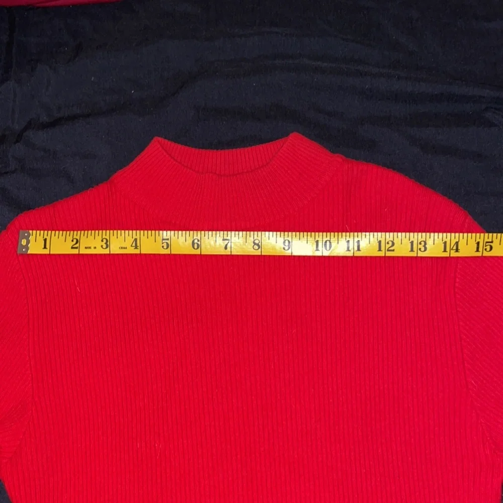Benetton Sweater - Picture 4 of 5